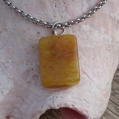 Yellow jade necklace,jade necklace,raw crystal necklace,tumbled jade,polished yellow jade,chakra reiki,wicca wiccan,pagan,rocks gem minerals shops