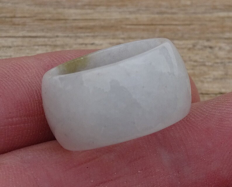 Jade ring,certified jadeite jade ring,jade band,solid jade ring,crystal ring,stone ring,green jade ring,rocks,stones,minerals,gemstone ring
