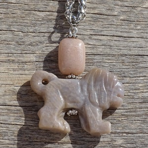 Agate lion car mirror charm,bag tag charm,purse charm,rear view mirror charm,auto charm,travel protection,car travel charm,good luck charm