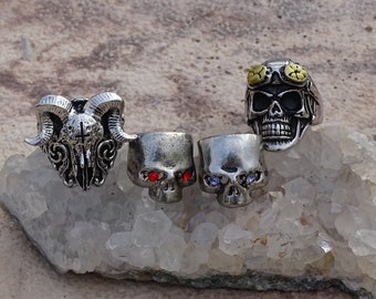 Assorted rings,job lot,stainless steel ring,skull ring,dragon ring,pewter ring,biker ring,thumb ring