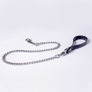 Minimal Chain Leash: Black PVC Handle, Gothic Nugoth Style