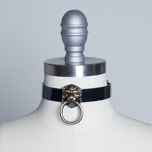 LEO CHOKER COLLAR - Delicate Elegant Gothic Collar - Leather or Pvc Vinyl - Lion O-Ring Charm - 1920s style meets Gothic Fashion