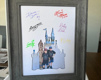 Character Autograph Castle Cut Out Photo Mat for 5x7 Photo, Autograph Photo Mat, Vacation Must Have