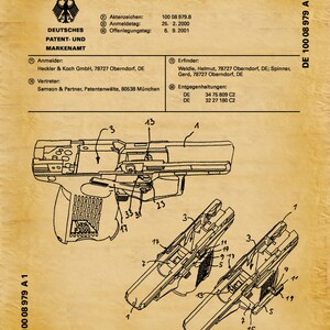 2001 H&K P2000 Pistol Patent Print German Gun Patent Print Heckler and Koch GmbH Gun Poster NRA Decor Semi-Automatic Handgun Aged Parchment