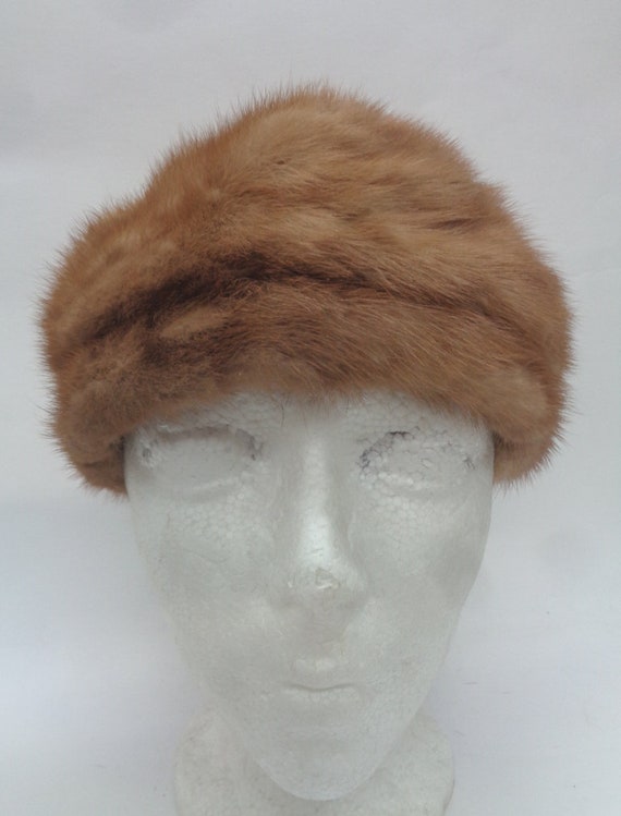 Mint Canadian Pastel Mink Fur Hat Women Woman Siz… - image 1