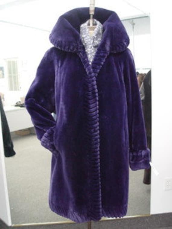 Beaver shop coat womens