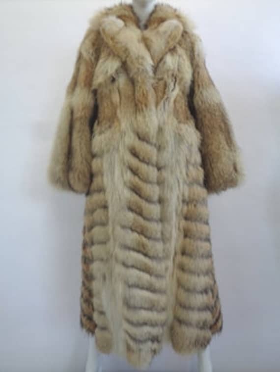 Showroom New Natural Coyote Fur Coat Jacket Women… - image 1