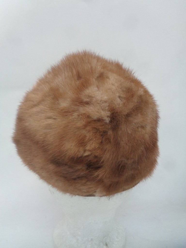 MINT CANADIAN PLAIN PASTEL MINK FUR HAT CAP WOMEN WOMAN SIZE ALL NEW LINING! Mint Canadian Pastel Mink Fur Hat Women Woman Size All New  main image 2
