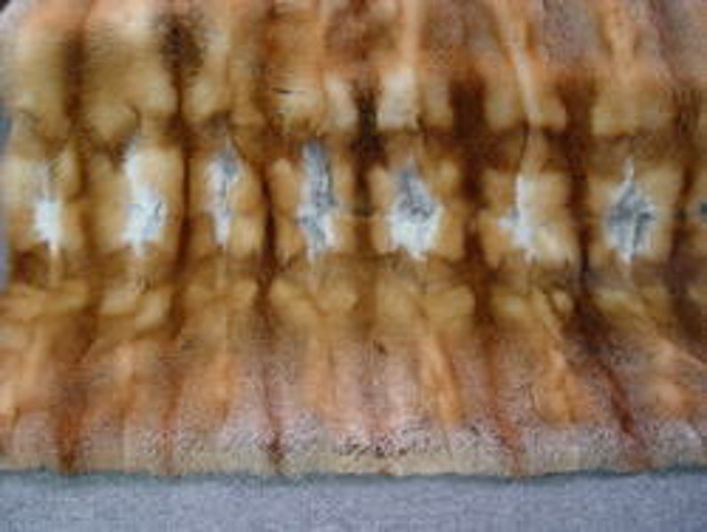 Brand New Red Fox Fur Blanket Throw Bed Sofa Cover Rug Size 92 X 92 image 2