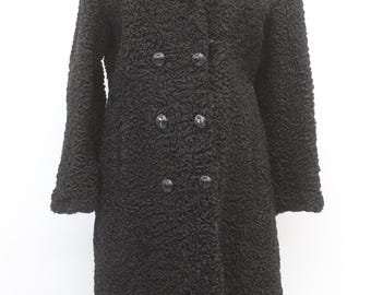 Excelente abrigo de piel de cordero rizada negra para mujer, talla 4 pequeña.