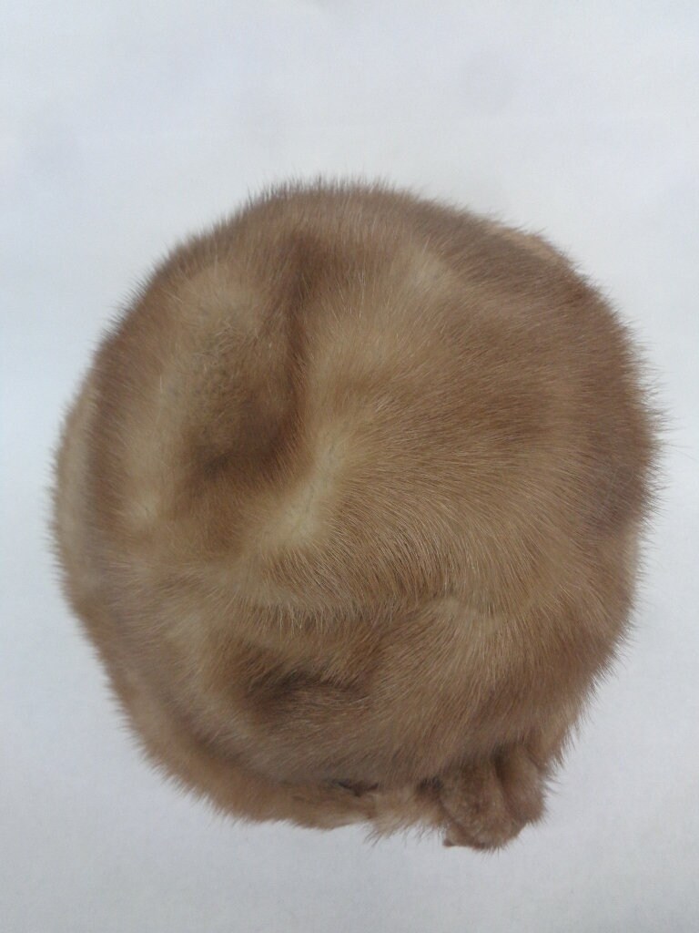 Excellent Canadian Lutetia Mink Fur Cap Hat Women Woman Size  display picture 1