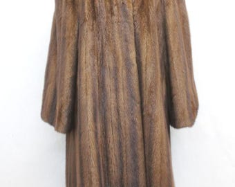 優れたカナダ産ミディアムブラウンミンクファーコートジャケット