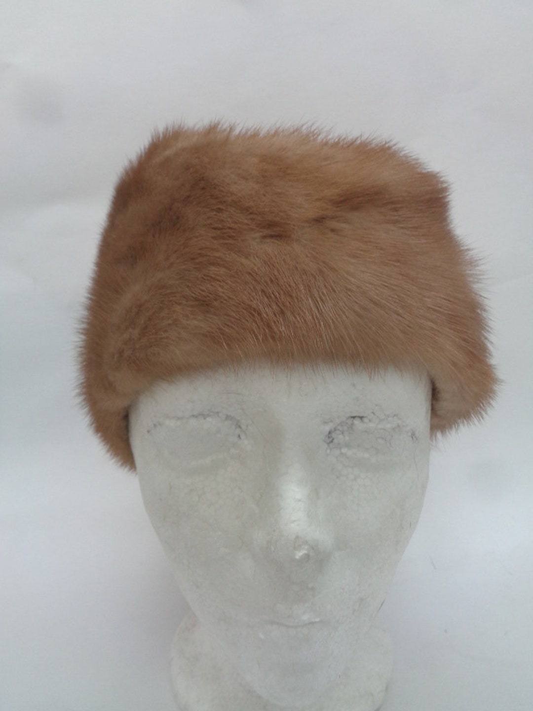 EXCELLENT CANADIAN PASTEL MINK FUR HAT CAP WOMEN WOMAN SIZE ALL Mink Fur Hat with Fox Fur Trim – Henig Furs main image 3