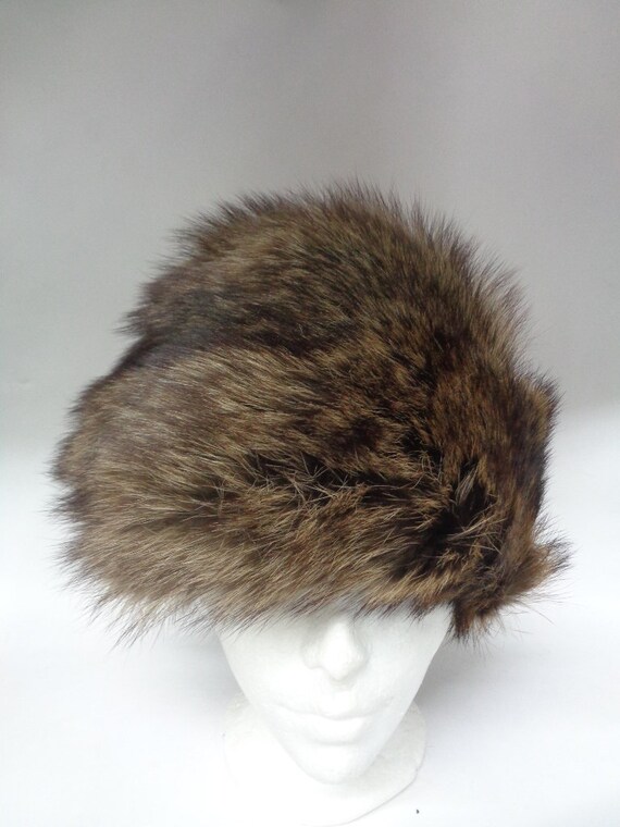 racoon fur hat