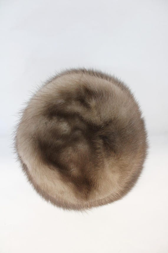 Excellent Canadian Lutetia Mink Fur & Cloth Hat Cap Women  display picture 2