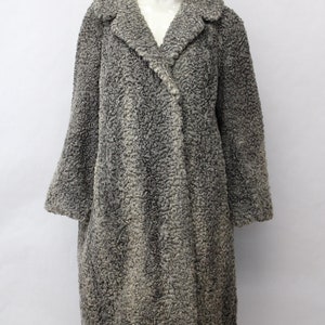 Excellent Gray Lamb Fur Coat Jacket Women Woman Size 6-8 Small-Medium