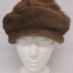 MINT CANADIAN PASTEL MINK FUR HAT CAP WOMEN WOMAN SIZE ALL Mint Canadian Pastel Mink Fur Hat Cap Women Woman Size All  main image 3