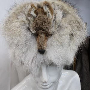 Brand New Coyote Fur Davy Crockett Hut Kappe Männer Mann Größe Alle W / Tail