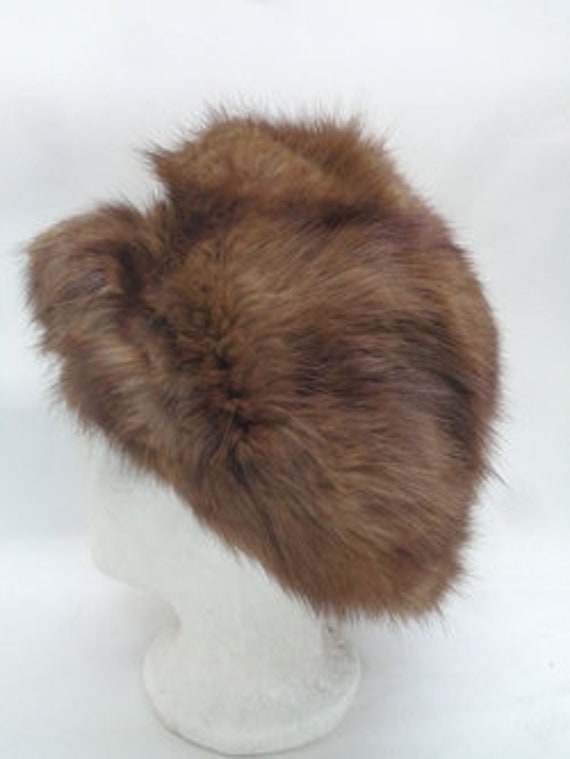 MINT MUSKRAT FUR HAT CAP WOMEN WOMAN SIZE ALL MINT CANADIAN NATURAL MUSKRAT FUR HAT CAP WOMEN WOMAN SIZE  main image 4