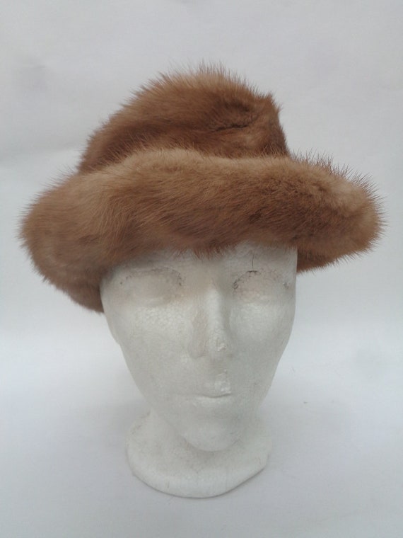 MINT CANADIAN PASTEL MINK FUR HAT CAP WOMEN WOMAN SIZE ALL Mint Canadian Pastel Mink Fur Hat Cap Women Woman Size All  main image 3