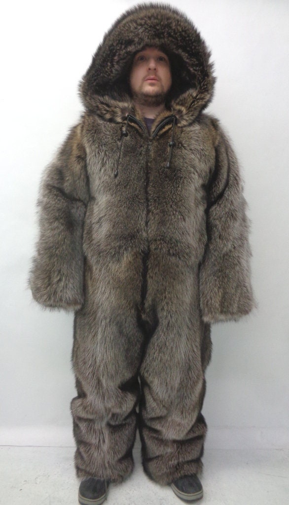 Coat with raccoon fur hood best sale