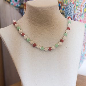 Collar de lava volcánica - colores pastel mixtos