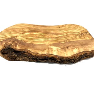 Naturfärgad frukostbräda, utan handtag (ca 30-34 cm lång)