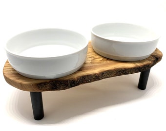 Elevated feeding and drinking station RUSTY PLUS (2x 1.5 liter porcelain bowl) for large dogs Olive wood