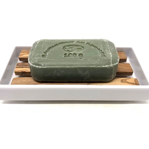 Large soap dish with insert made of olive wood