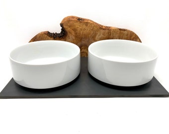 Durable feeding station / drinking station MOUNTAIN (2x 1.5 liter porcelain bowl) for dogs olive wood