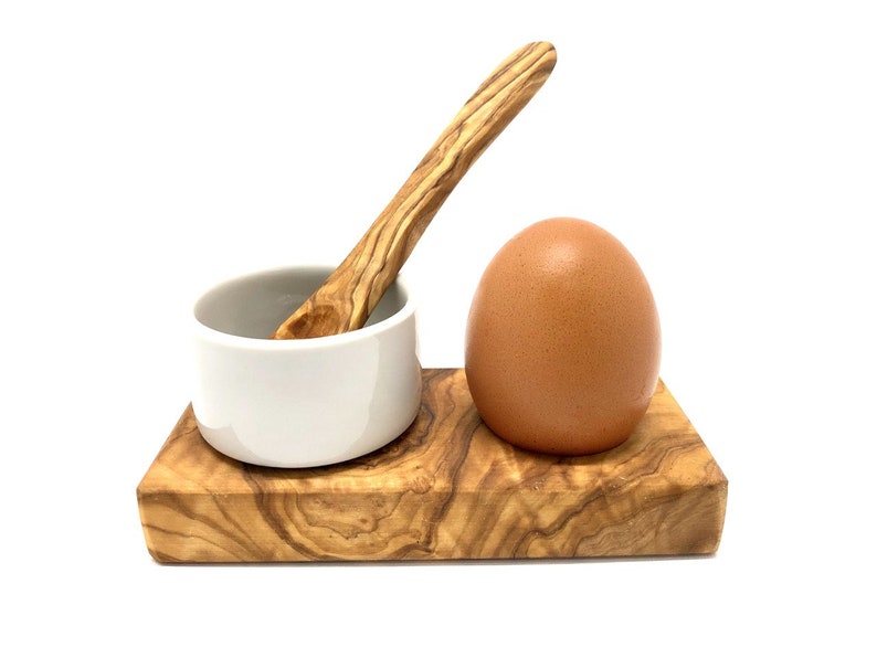 Egg cup Troué PLUS incl. egg spoon, olive wood image 5