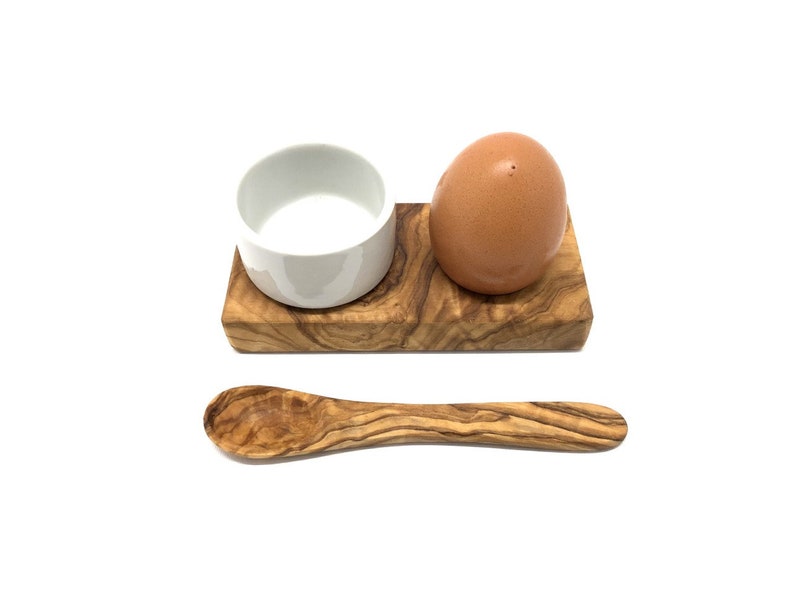 Egg cup Troué PLUS incl. egg spoon, olive wood image 1