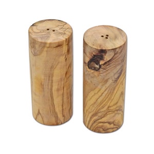 Salt and pepper shakers TURM made of olive wood