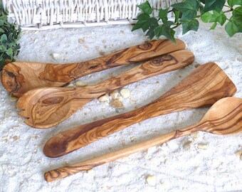 Set of 4: wooden spoon round, spatula without holes, salad servers medium