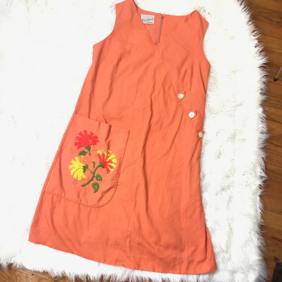 True Vintage Orange Floral Yarn Embroidered 70s Sm