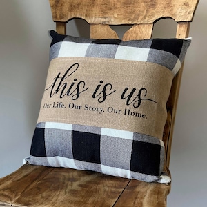 Burlap Pillow Wrap with Sayings, Adjustable Pillow Wraps fit 16 to 20 inch Pillows, Pillow Bands, Farmhouse decor for Living Room