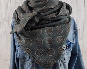 Triangular shawl made of muslin in dusty olive with patterned circles, XXL mommy shawl