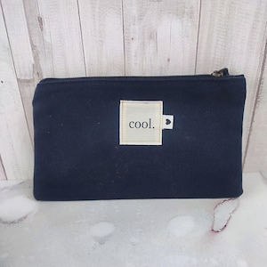 Canvas Kosmetiktasche Dunkelblau Bio-Baumwolle, Täschchen "cool." mit Herz, Geschenkidee Handmade, stabile Reißverschlusstasche Navy