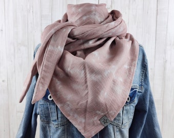 Women's triangular muslin scarf, batik scarf in powdery dusty rose, XXL cotton scarf, mama scarf