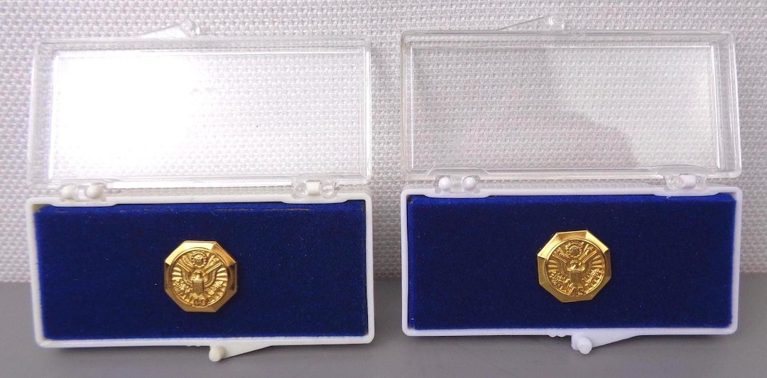 Vintage US Army Civil Service Hat Lapel Pins, Army Civil Service 40 ...