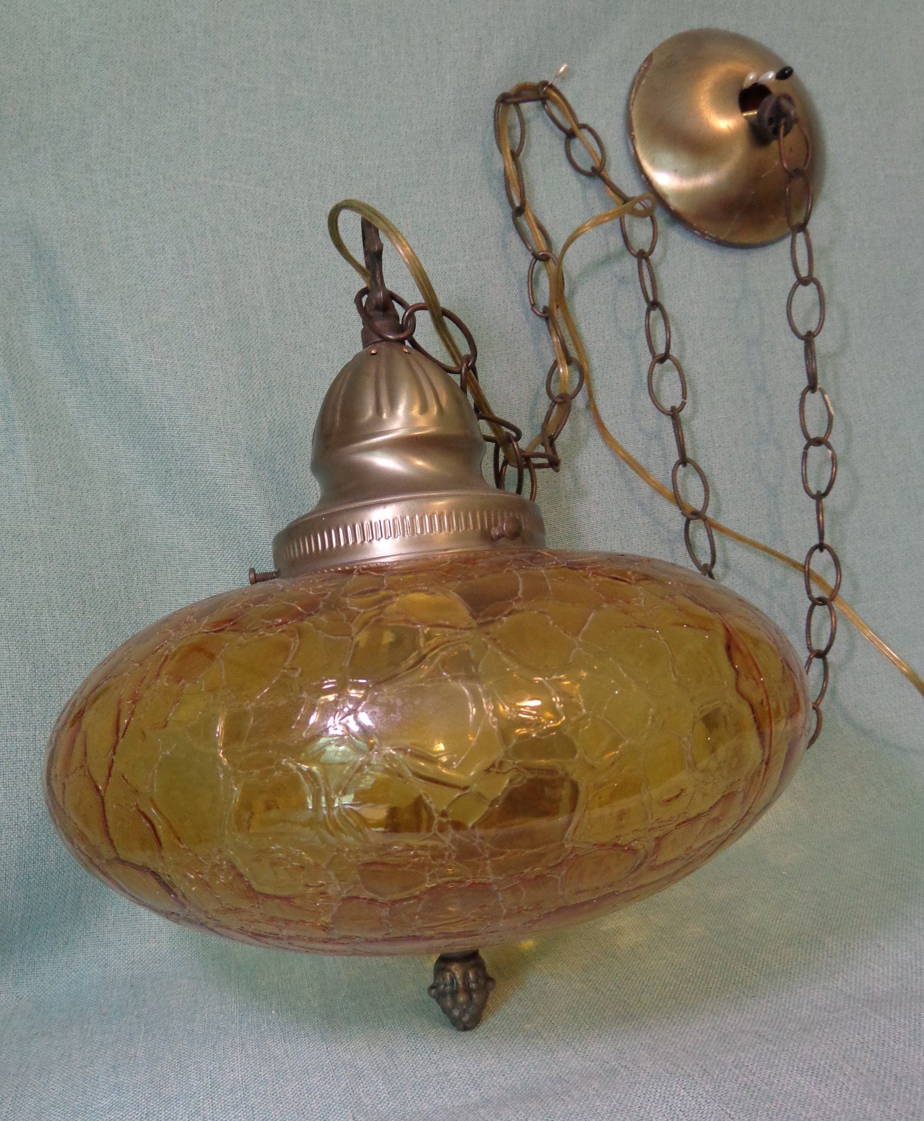 Vintage amber hanging lamp deals