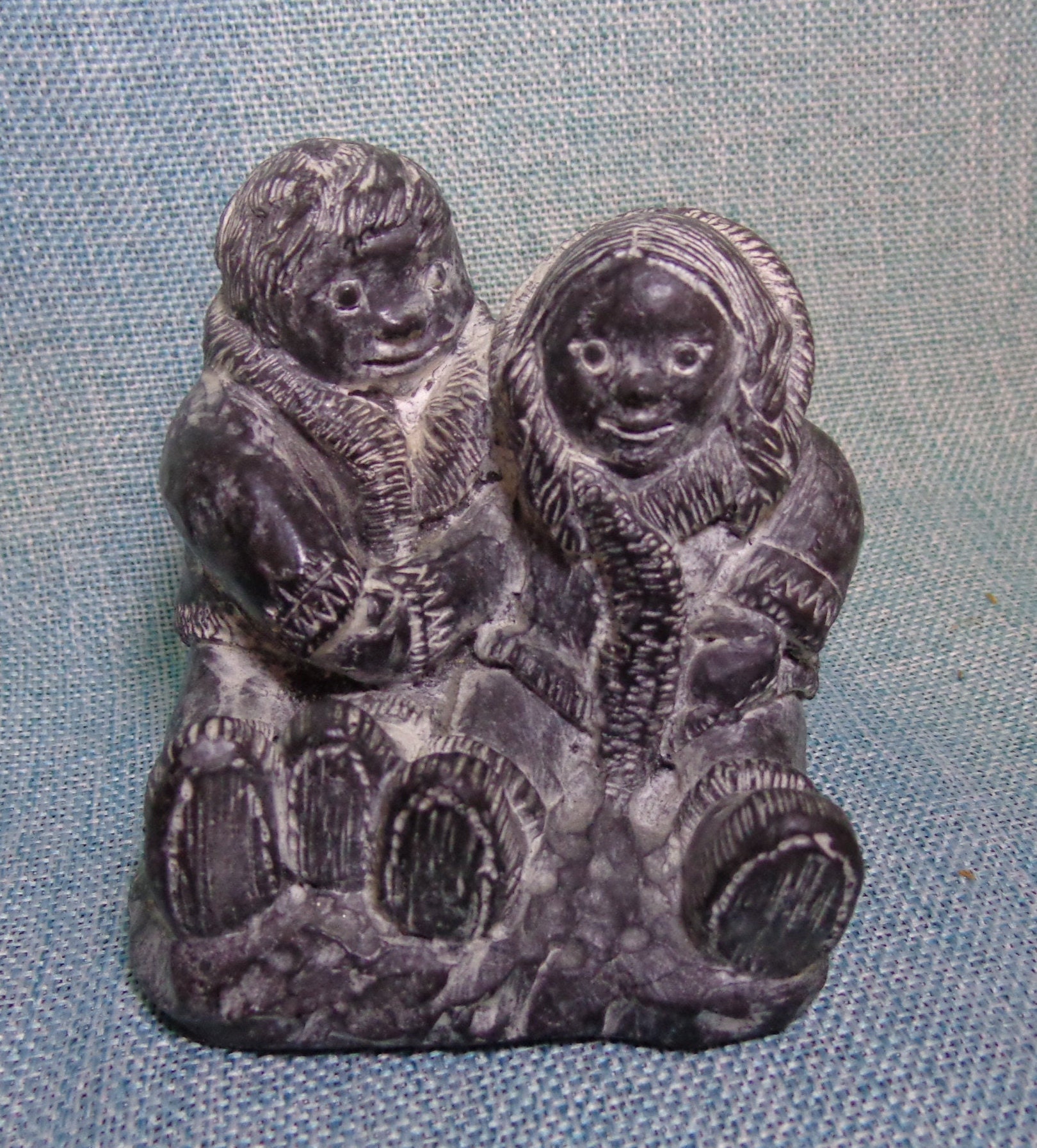 Vintage The Wolf Sculptures Eskimo Couple A Wolf Original Etsy