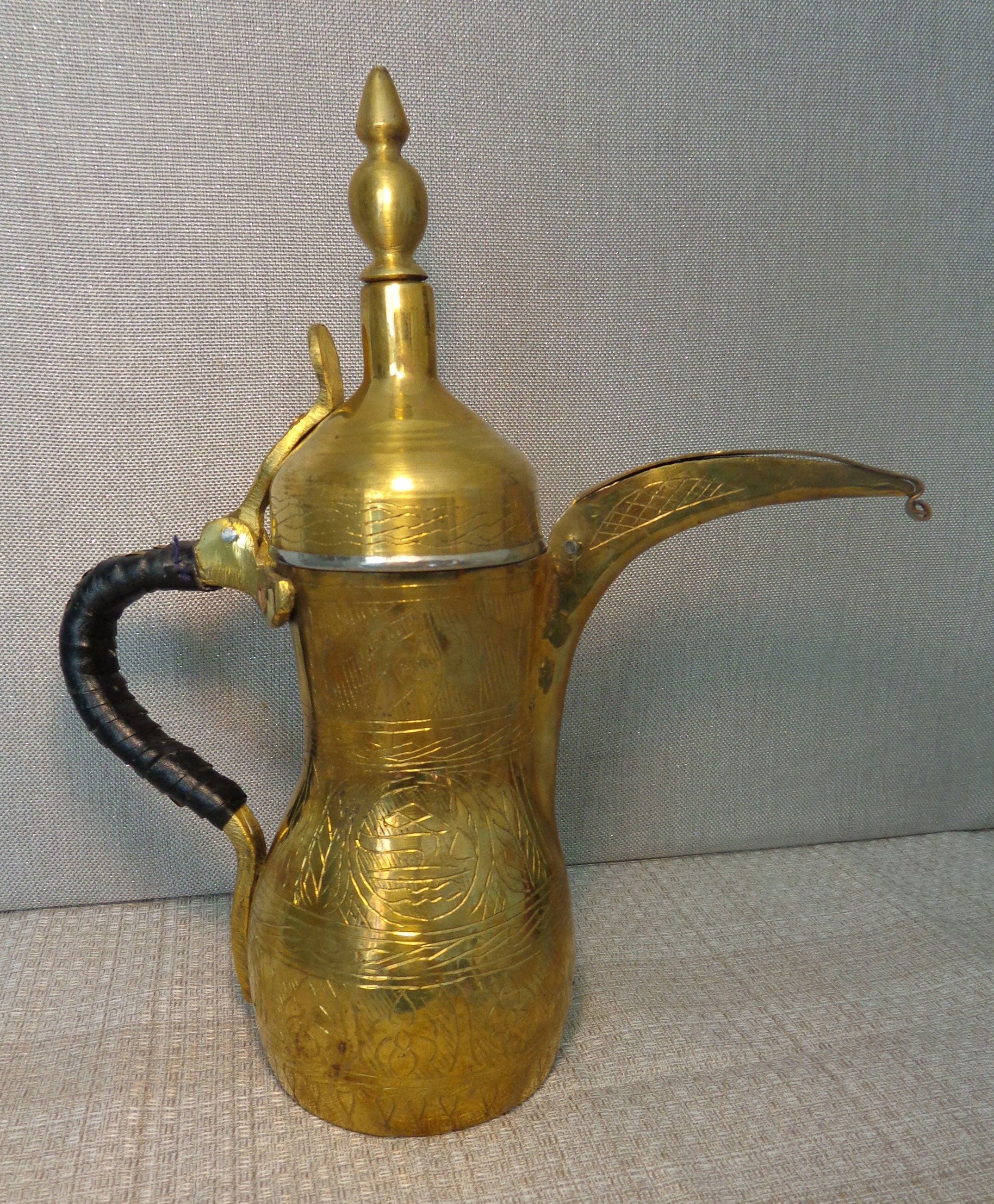Vintage Middle East Turkish Ornate Dallah Brass Tea/Coffee Pots www.glwec.in