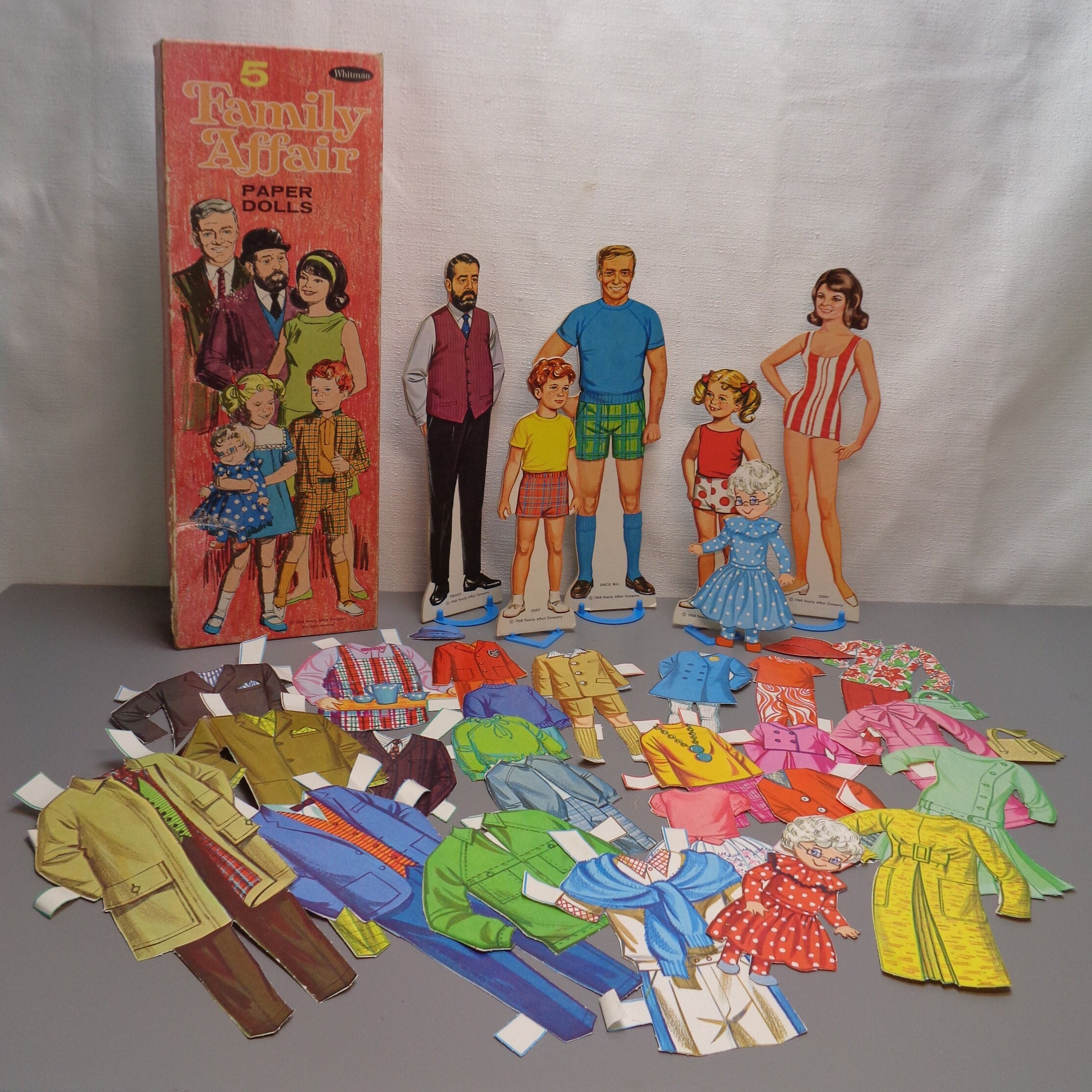 Family affair cheap paper dolls