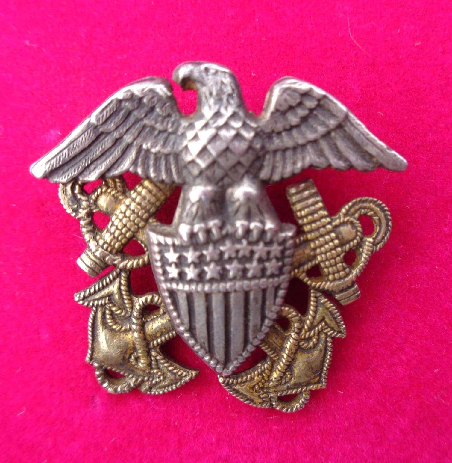 WWII期 US Navy イーグル紋章 925 シルバー ヴィンテージ ミリタ WWII期 US Navy イーグル紋章 925 シルバー ヴィンテージ ミリタ