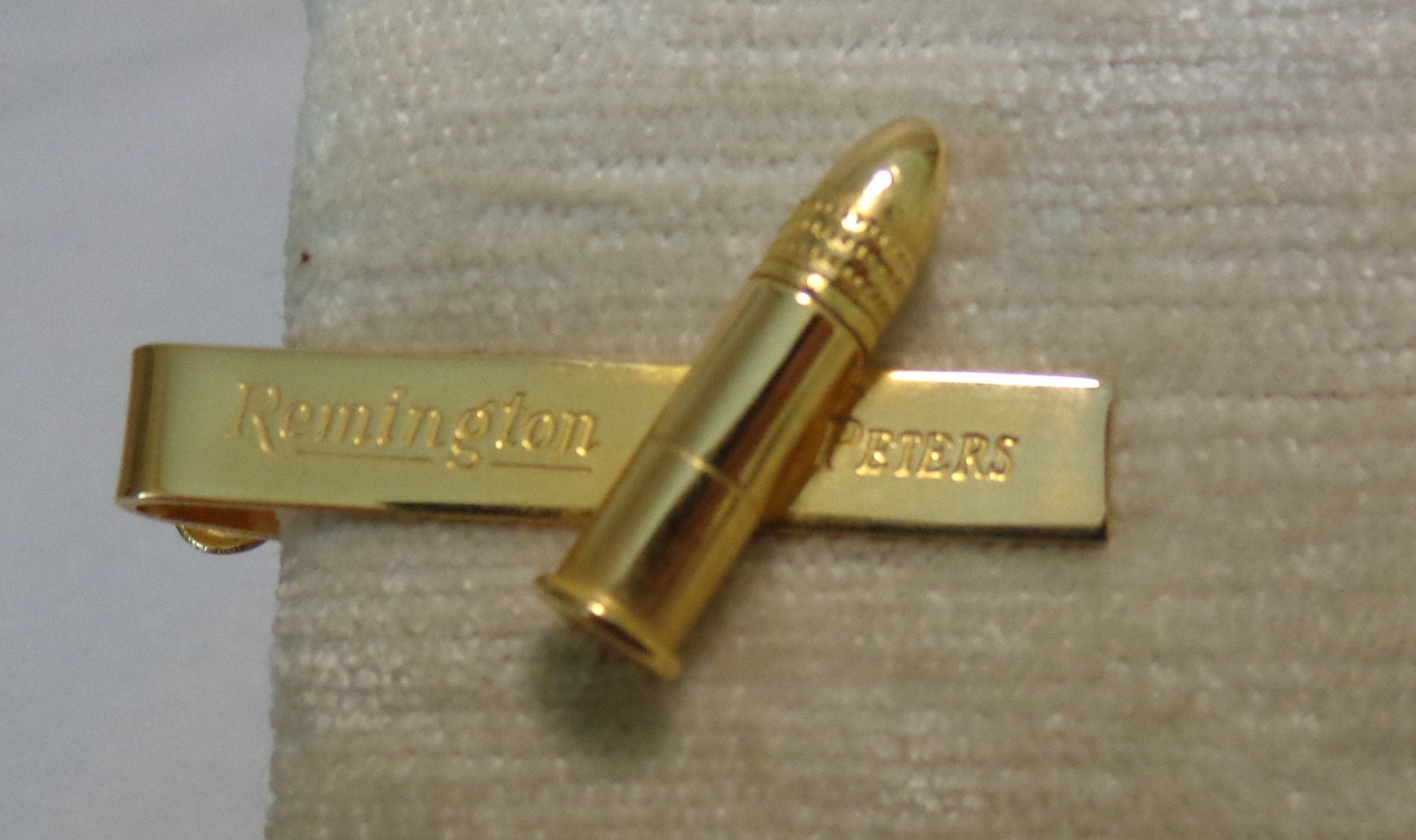 Vintage Figural Tie Clip Bar Remington Green Bullet Shell Casing