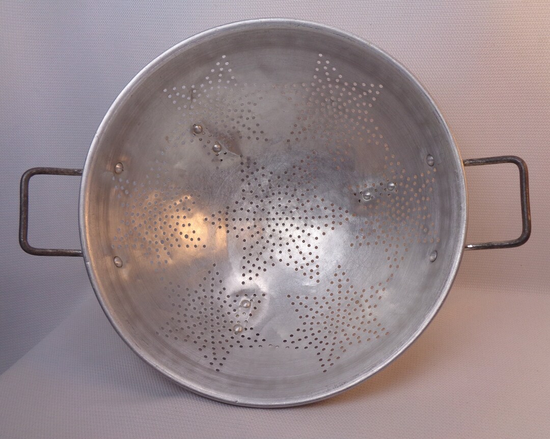 Vintage Large Primitive Aluminum Star Colander, Vintage Tin Star ...