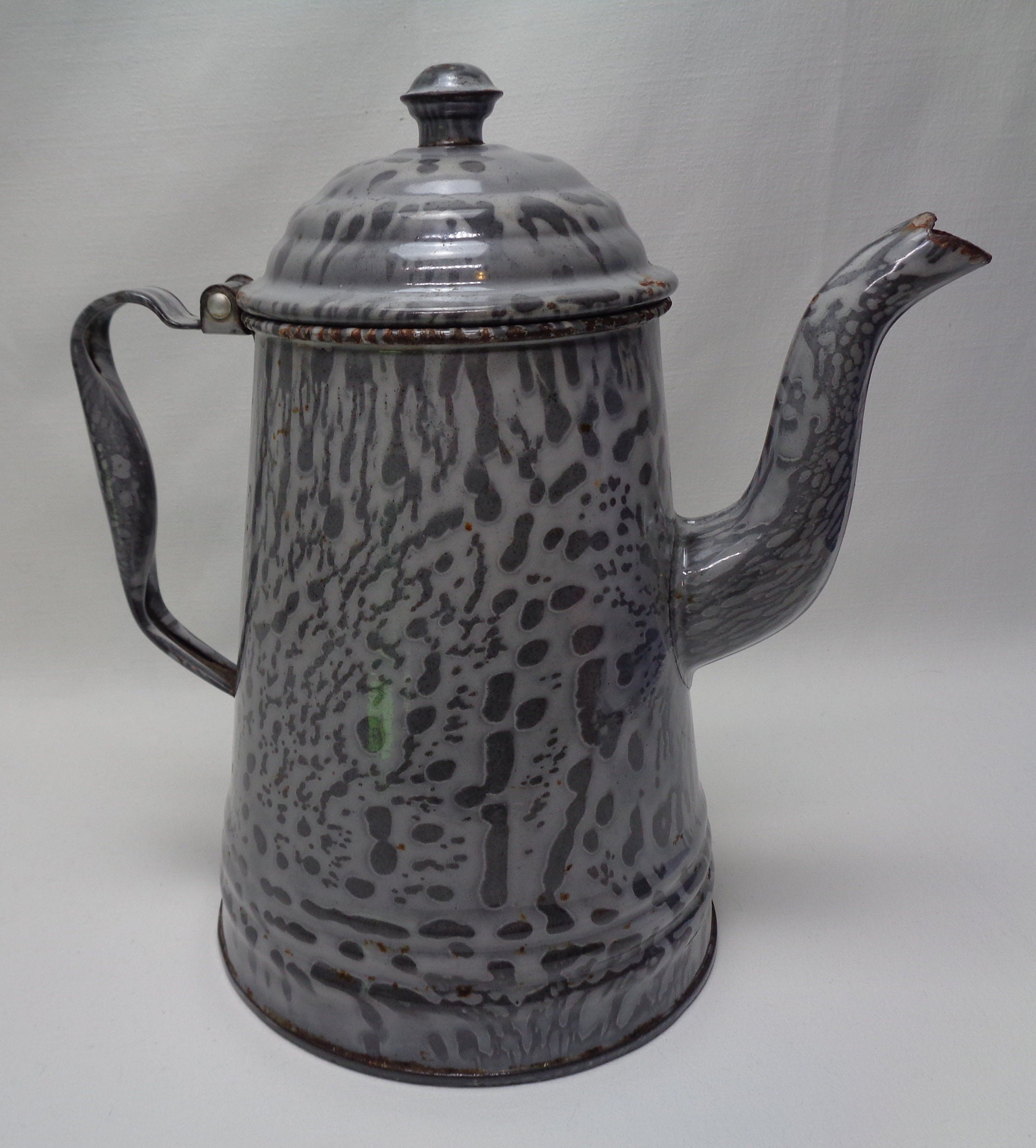 Antique Large Gray Granite Ware Cowboy Coffee Pot 2 1/2 Gallon