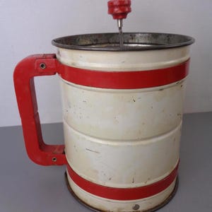 Vintage Red and White Androck Flour Sifter, Vintage Farmhouse Kitchen Sifter, Red Wood handle