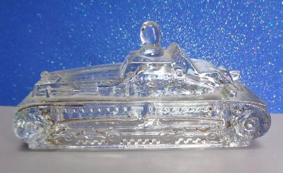 アンティーク雑貨 Victory Glass Bulldog Candy Container Victory Glass Bulldog Glass Candy Container with Lid Circa